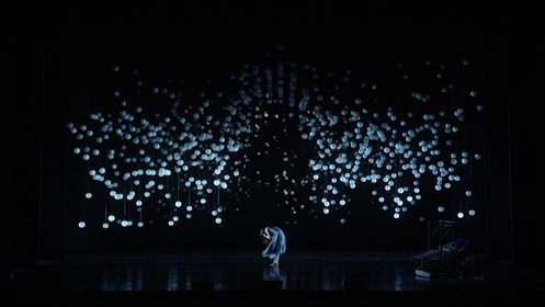 Hypnotic -Kinect -Light -Installation -for -Weaving -Machine -Dance -Performance -in -Beijing -China -Yellowtrace -03